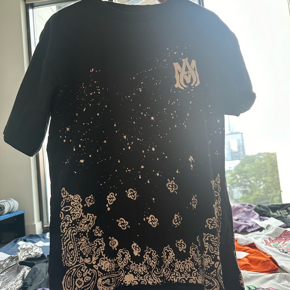 Amiri tee